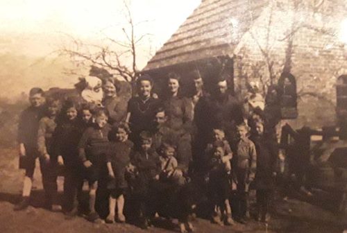 Families Van Schendel en Brenders in Rijswijk in 1944